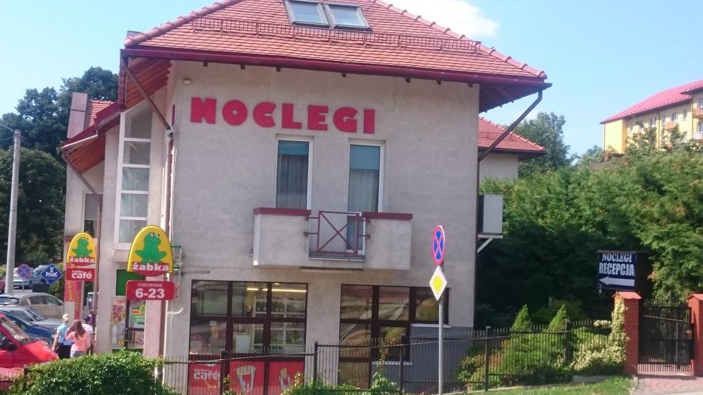 Noclegi Helvet ウストシキ・ドルネ エクステリア 写真